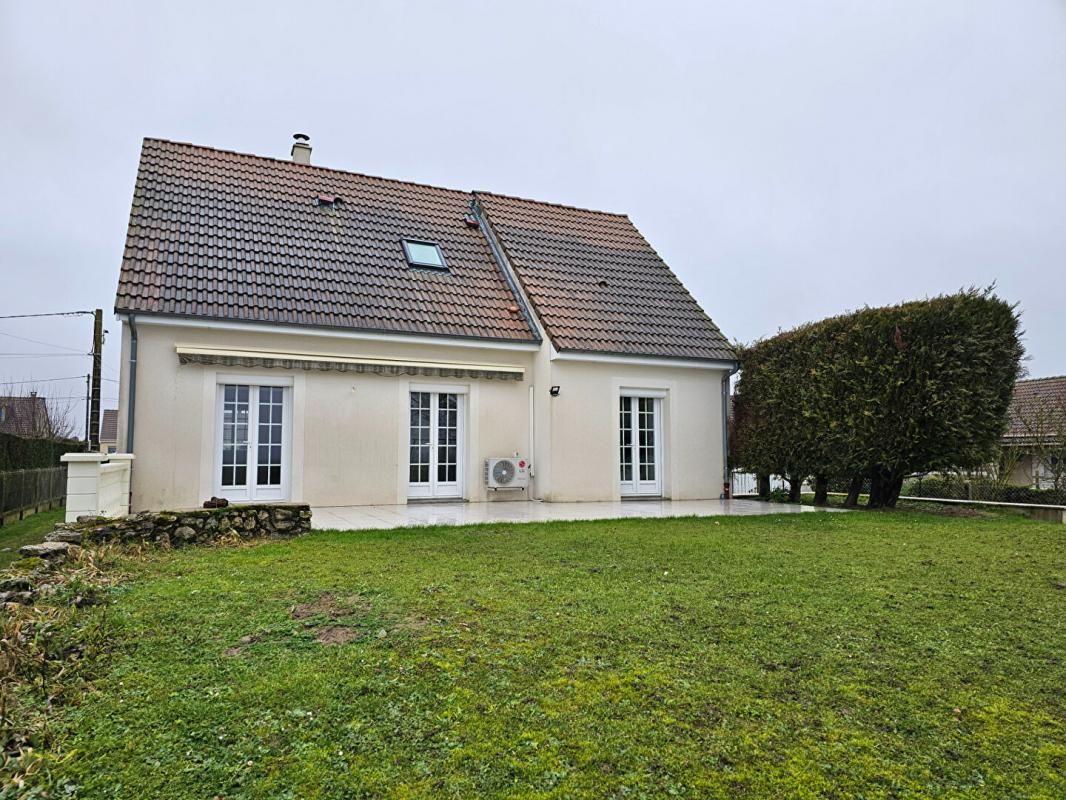 GOUILLONS Maison individuelle avec jardin et sous-sol 2