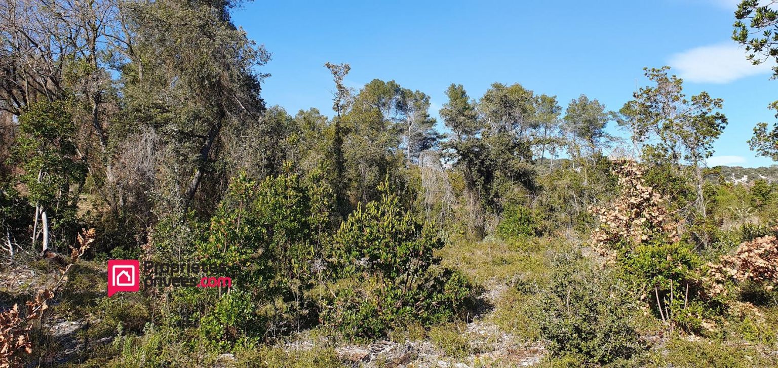 Terrain constructible proche d'Uzès