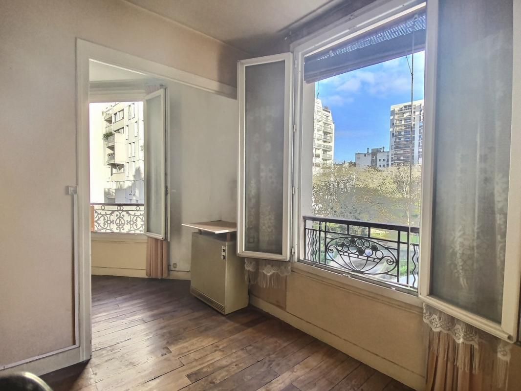 Appartement Paris 2 pièce(s) 28 m2