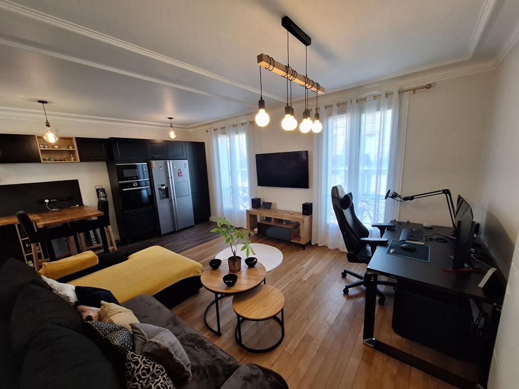 Appartement Noisy Le Sec 2 pièces, rénové 50.23 m2 219900