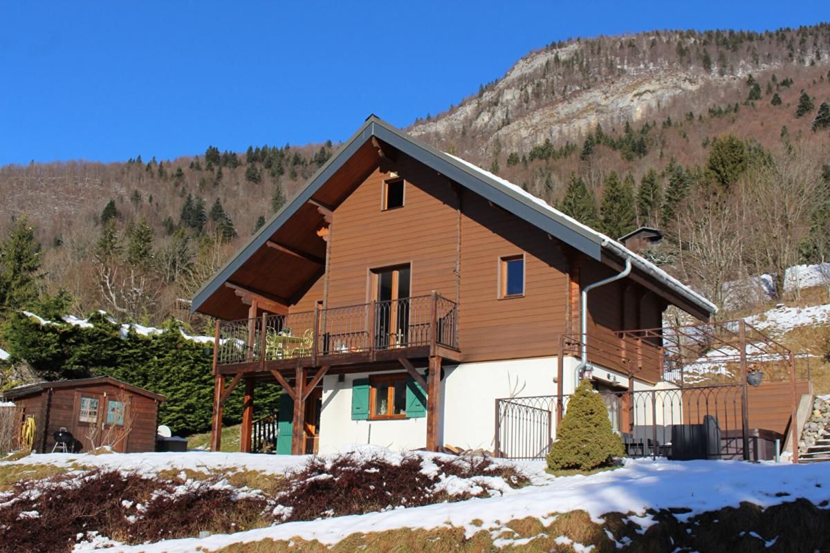 AILLON-LE-JEUNE Maison Aillon-Le-Jeune 5 pièces 78 m2 1