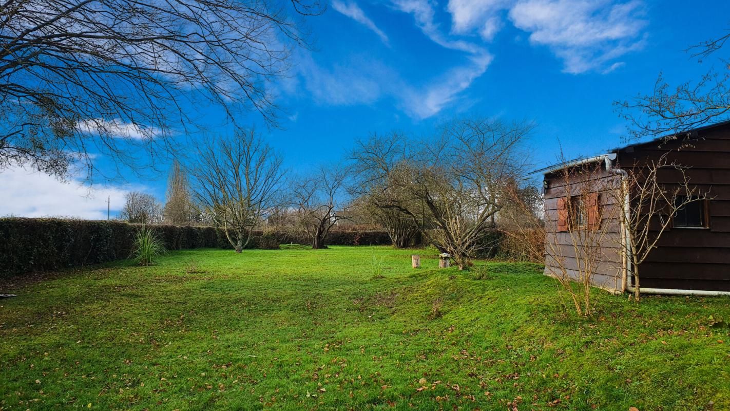 LES BAUX-DE-BRETEUIL Charmante maison normande rénovée - 3 pièces, 64 m², terrain arboré de 1686 m² 3