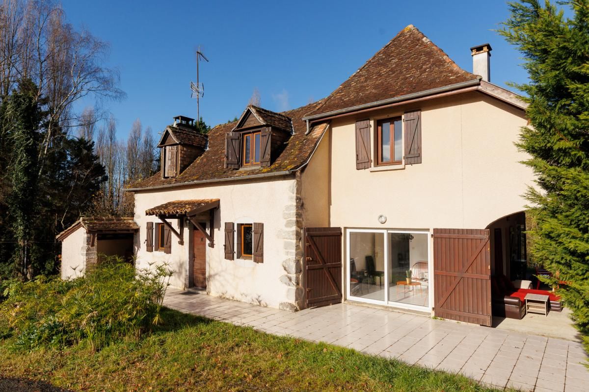 Maison dans la campagne Béarnaise - Orthez