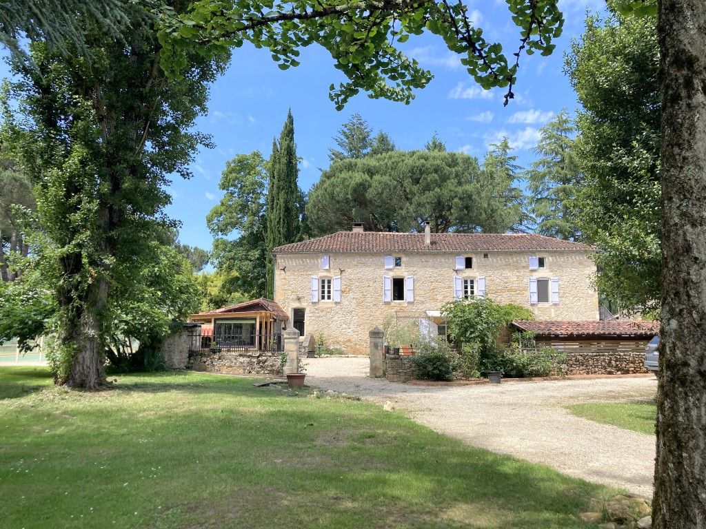 PRAYSSAC Propriété de caractère en vallée du Lot 3