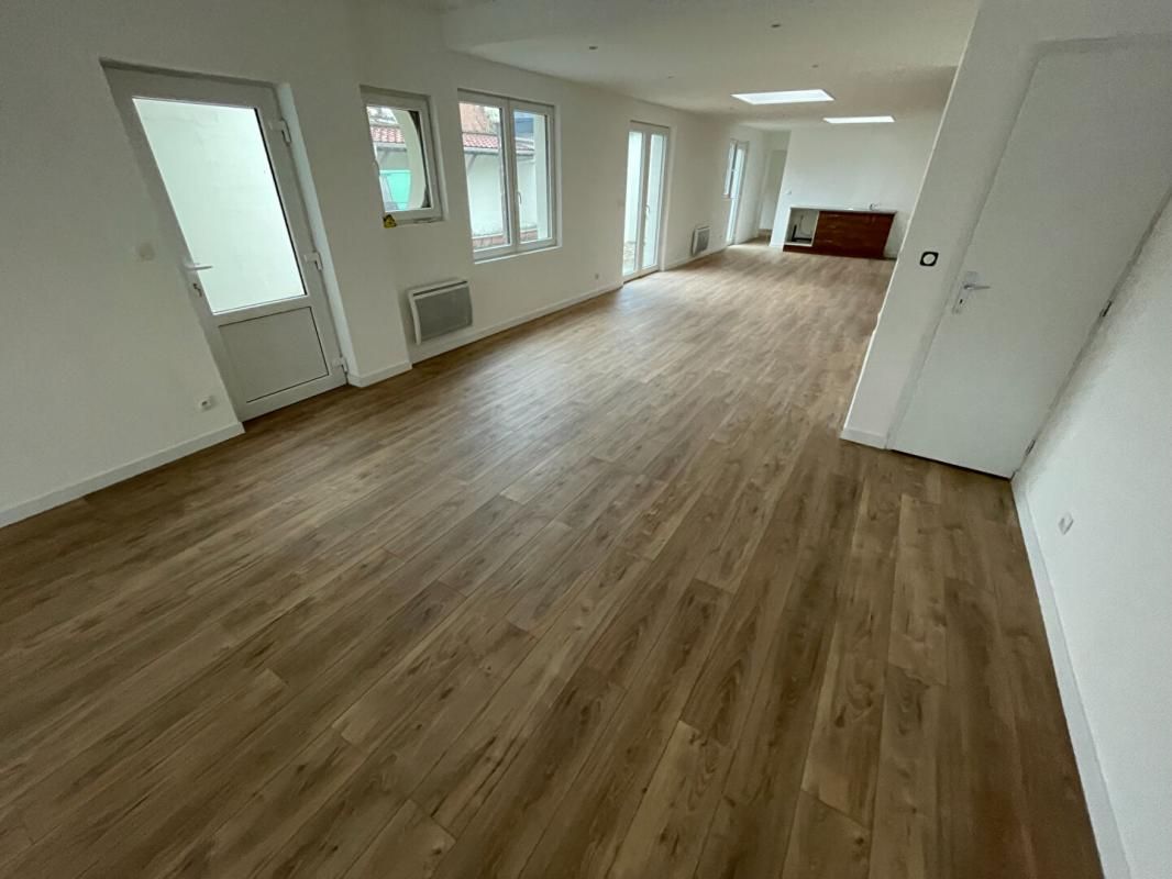 WASQUEHAL MAISON FAITE A NEUF DE 170m² avec extérieur + garage 4