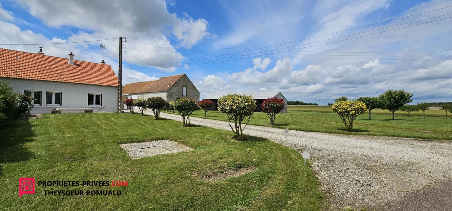 LA SELLE-SUR-LE-BIED Corps de ferme La Selle Sur Le Bied 2