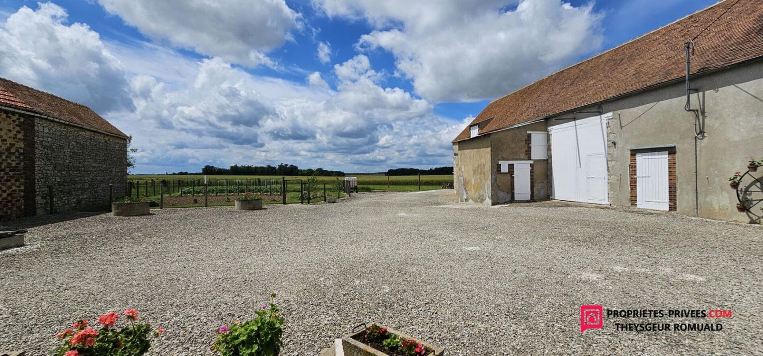 LA SELLE-SUR-LE-BIED Corps de ferme La Selle Sur Le Bied 4