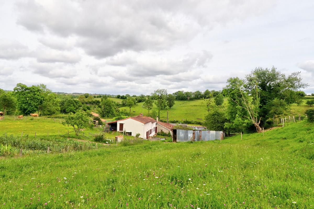 Maison La Chapelle Thireuil 5 pièce(s) 103 m2