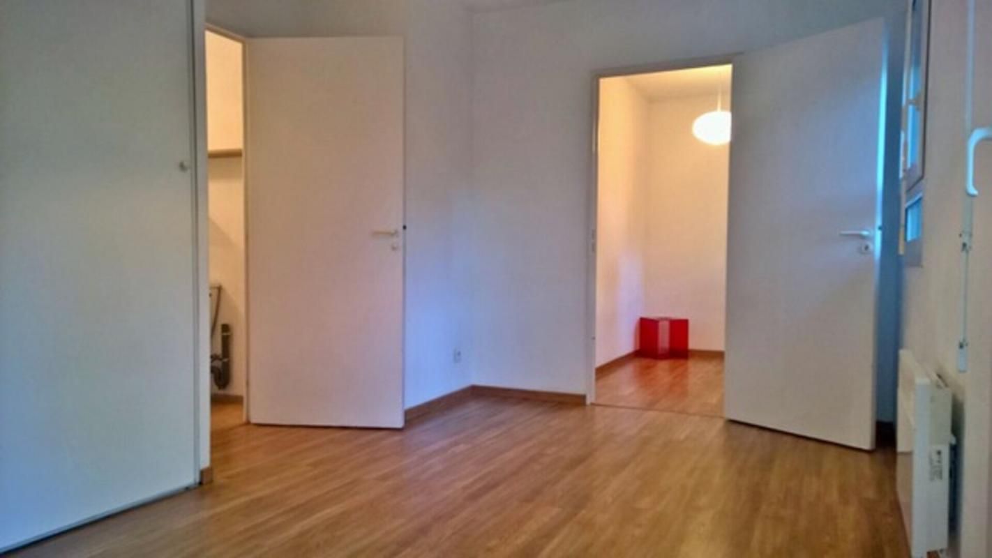 MONTPELLIER Appartement T2  + place de parking privée 3