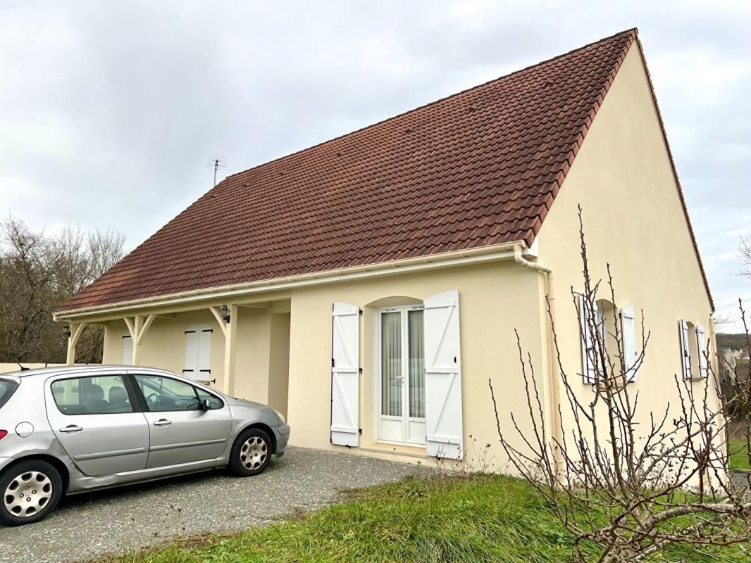 VENDOME Maison  8 pièce(s) 190 m2 + Dépendance 95m2 + sous-sol 125m2 3