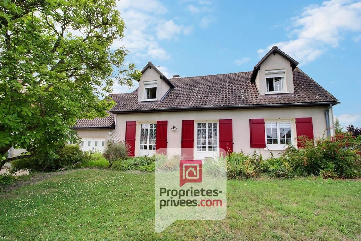 15 mn Gare de MONTARGIS - A VENDRE AGREABLE PAVILLON 7 PIECES, GARAGE et JARDIN CLOS