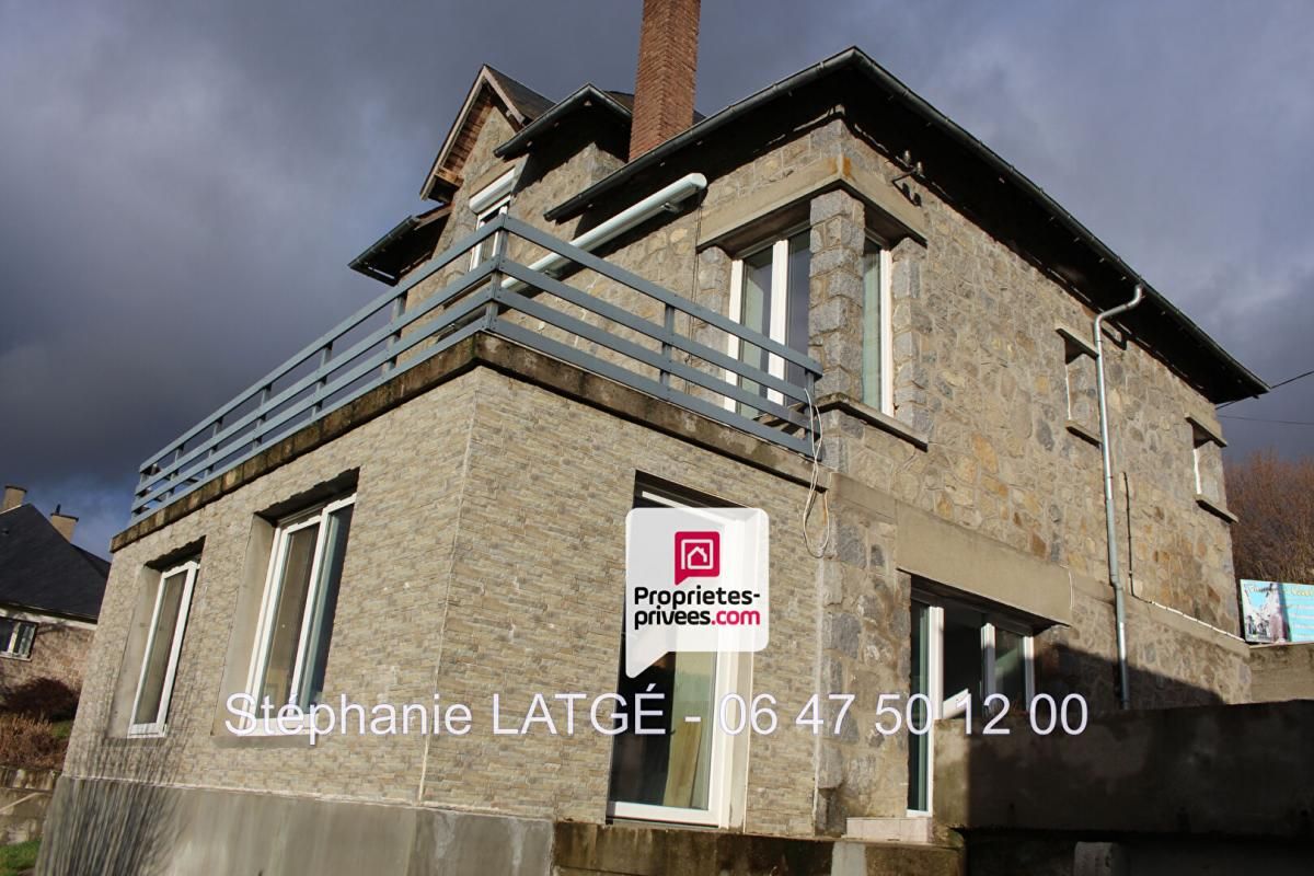 USSEL Maison 5 pièce(s) 145 m2 à Ussel avec dépendances 2