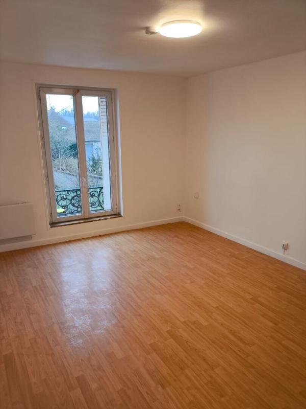 NANTEUIL-LE-HAUDOUIN Appartement 1 pièce 27 m²-60440-Nanteuil Le Haudouin 4