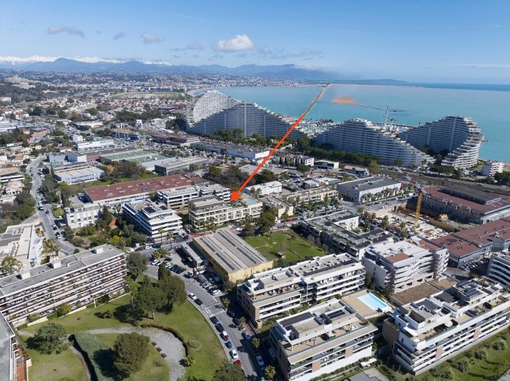 VILLENEUVE-LOUBET Appartement Villeneuve Loubet 4 pièce(s) 98.52 m2 2