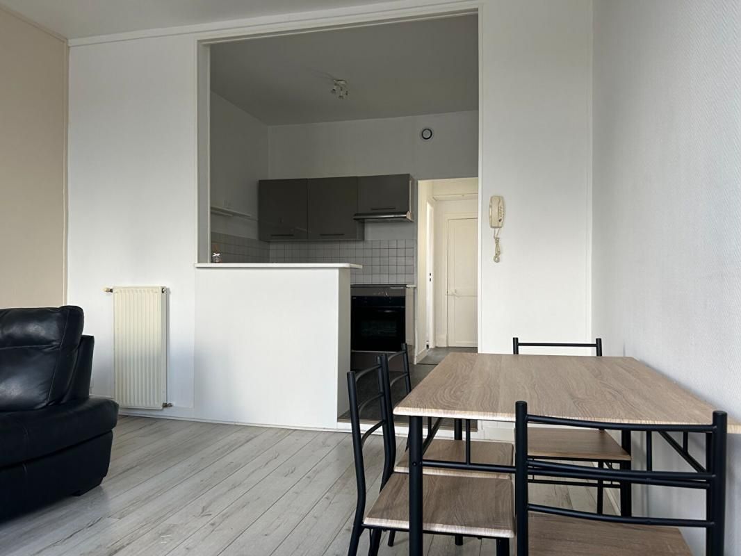 HONFLEUR 14600 Honfleur Appartement 3 pièces centre ville 231 000 Euros 3