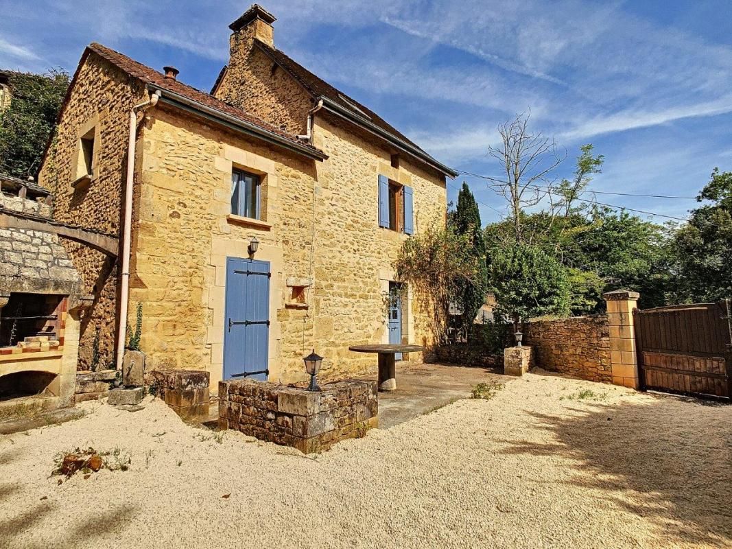 SARLAT-LA-CANEDA Maison  5 pièce(s) 80 m2 3