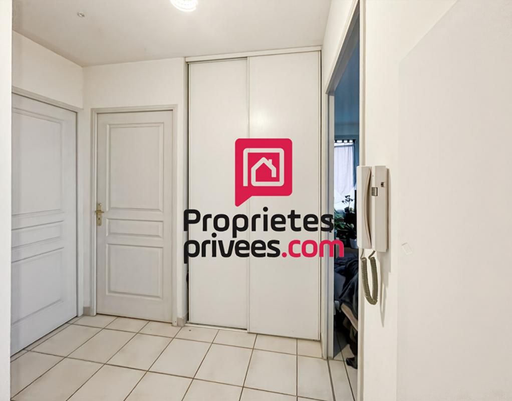 CURIS-AU-MONT-D'OR Appartement "Curis Au Mont D Or" 2 pièce(s) 47m2 2