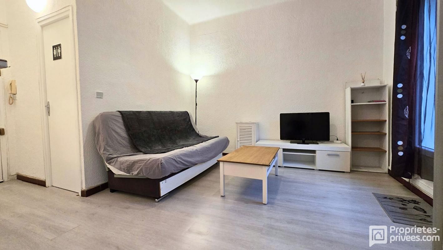 NIMES Nîmes Saint Baudile - Studio 26m² avec cuisine équipée et balcon 2