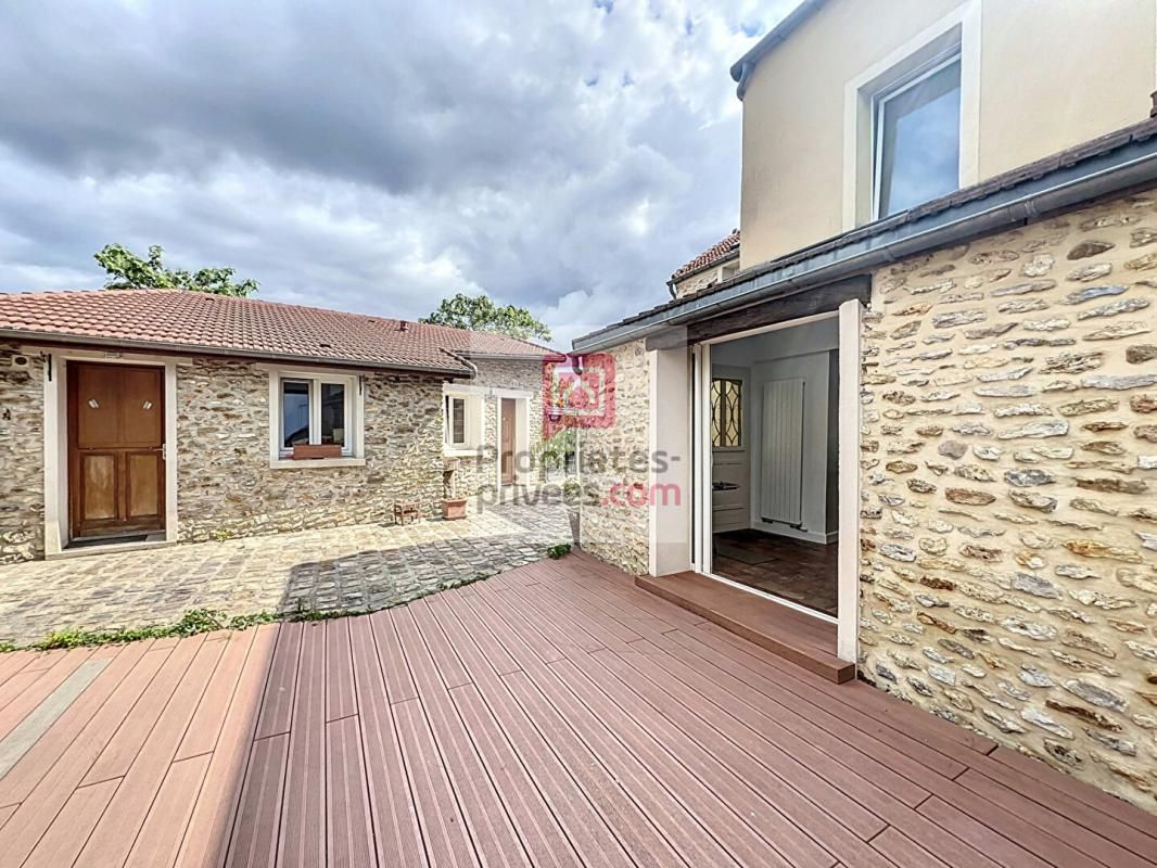 LE PERRAY-EN-YVELINES MAISON ancienne avec 4 chambres et 1 atelier indépendant 1