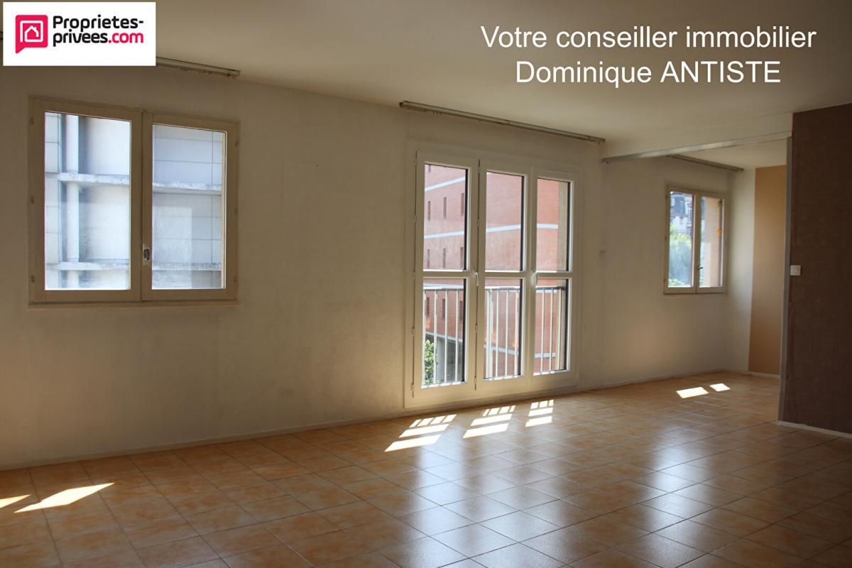 PANTIN Appartement Pantin 4 pièce(s) 96.96 m2 avec  cave et parking 2