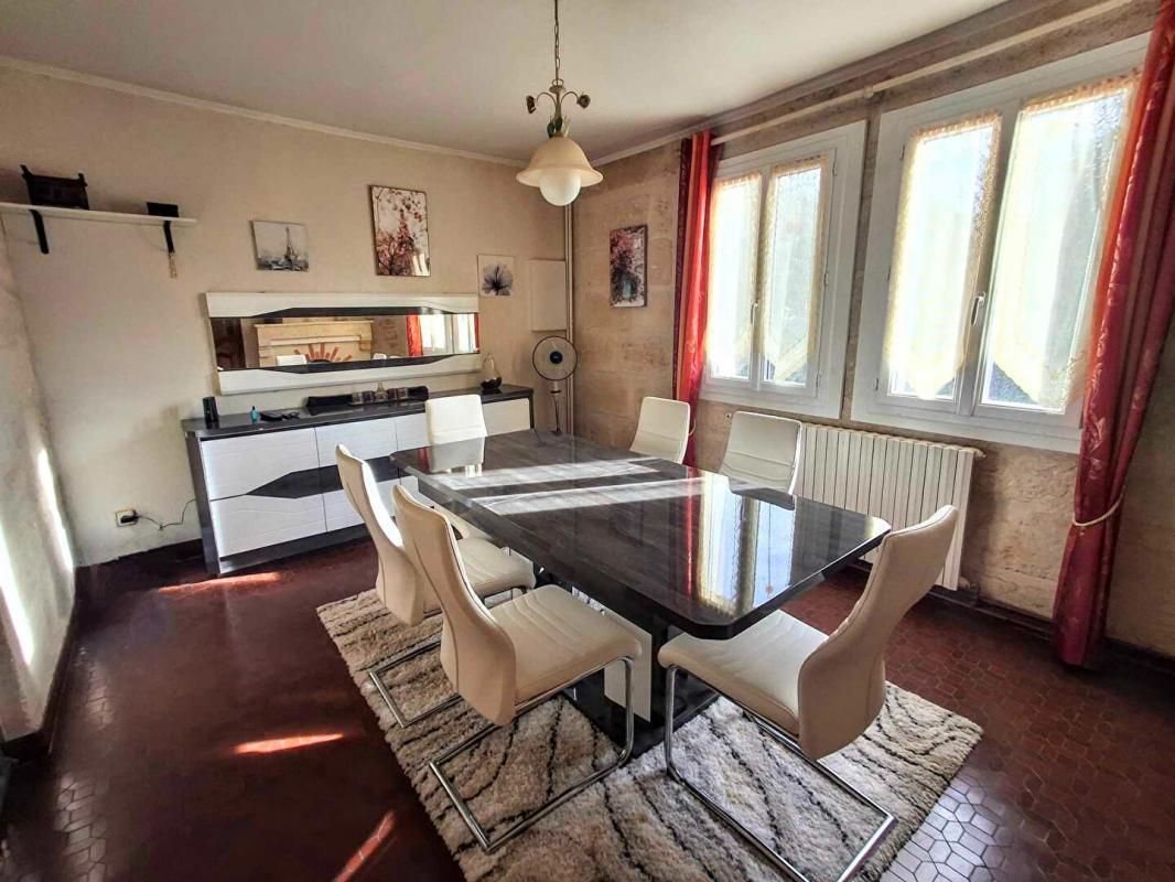 GAURIAC Belle maison en pierre de 120m² avec 3 chambres 4