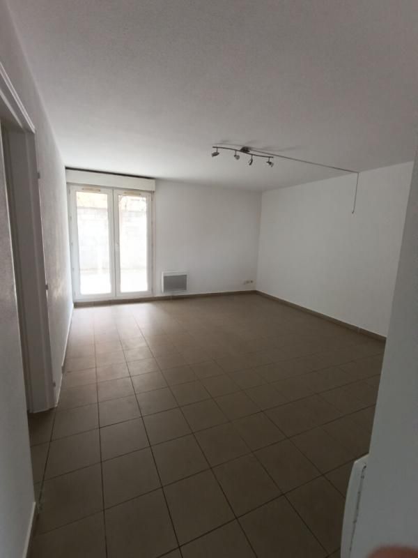 NIMES Appartement Nimes 3 pièce(s) 58 m2 3