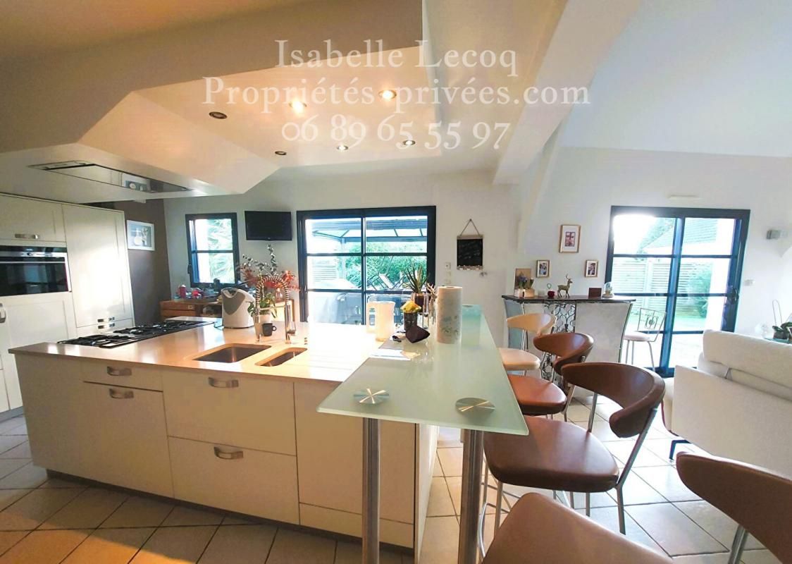 BOURGTHEROULDE-INFREVILLE Maison Contemporaine 4 CH 2