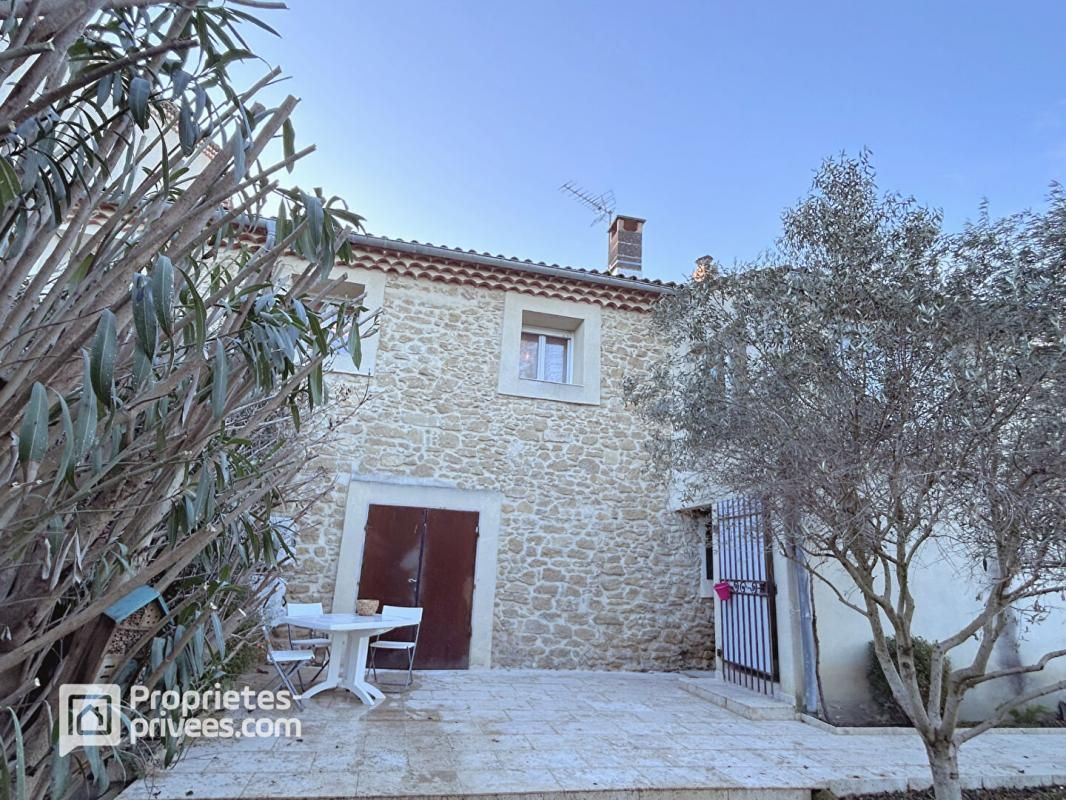 Magnifique maison avec jardin à Bedarrides 299 000 Euros