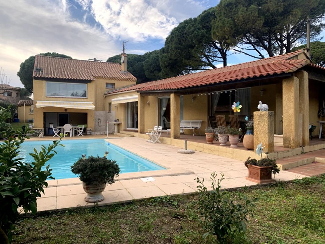 MARTIGUES La Couronne Villa de 185 m2 sur terrain de 1150 m2 1