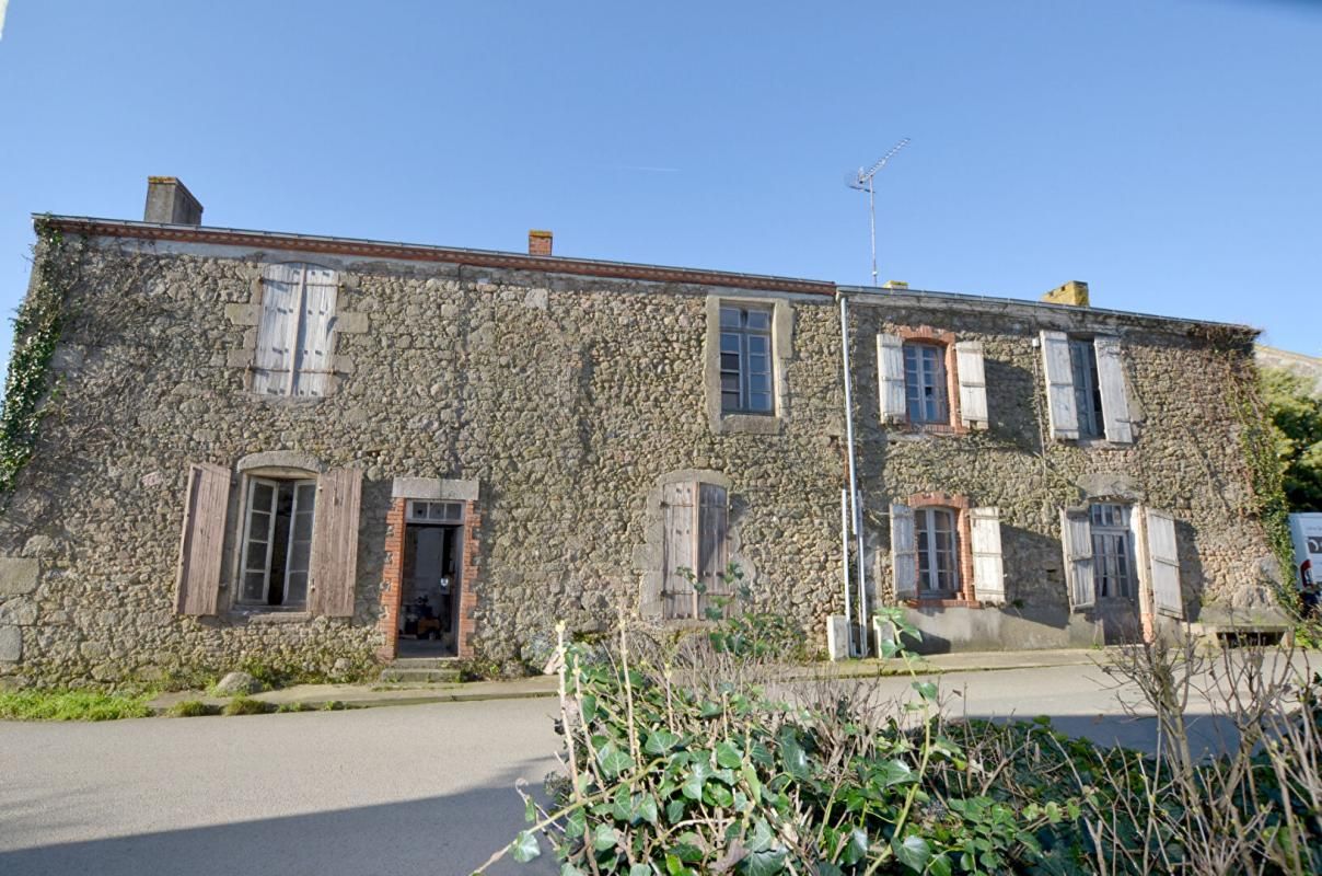 Maison  9 pièce(s) 255 m2