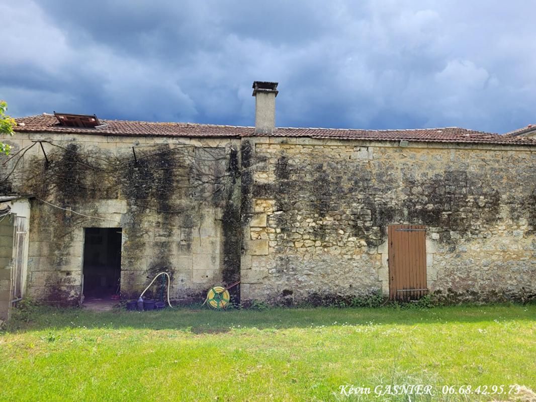 ANGOULEME ANGOULEME (16000) : Victor Hugo Grange de 190m2 2