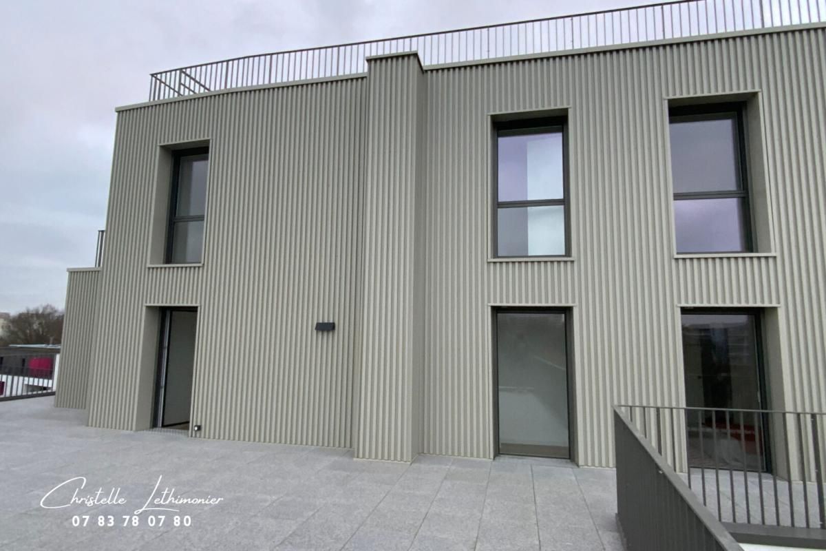 Appartement ATYPIQUE - Rennes 3 pièces - 73,69m² + Terrasse de 129 m² - Quartier Sainte Thérèse