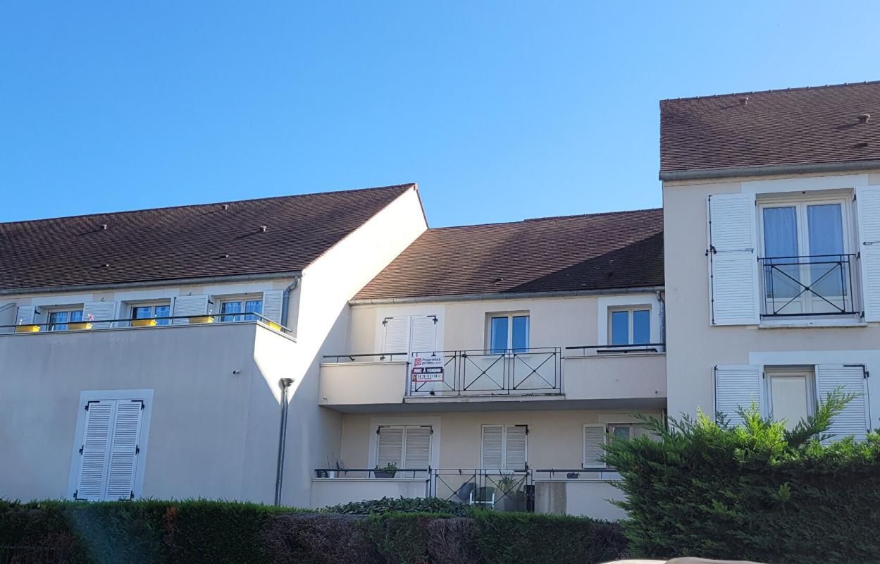 91560- CROSNE- Limite Montgeron. T4 - 95 m² + 1 place de parking en s/s sol