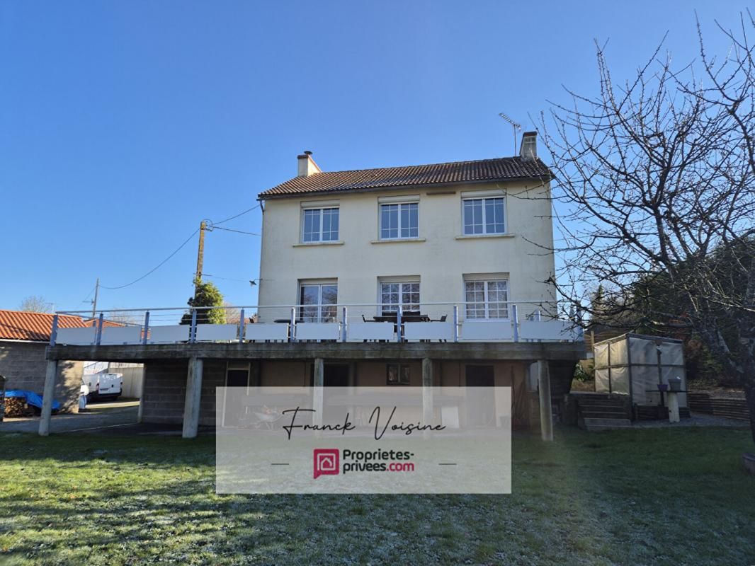 LES HERBIERS A VENDRE à Saint Paul En Pareds Maison de 133 m2 avec 6 chambres et 1 bureau sur un terrain de 1844 m2 env 1