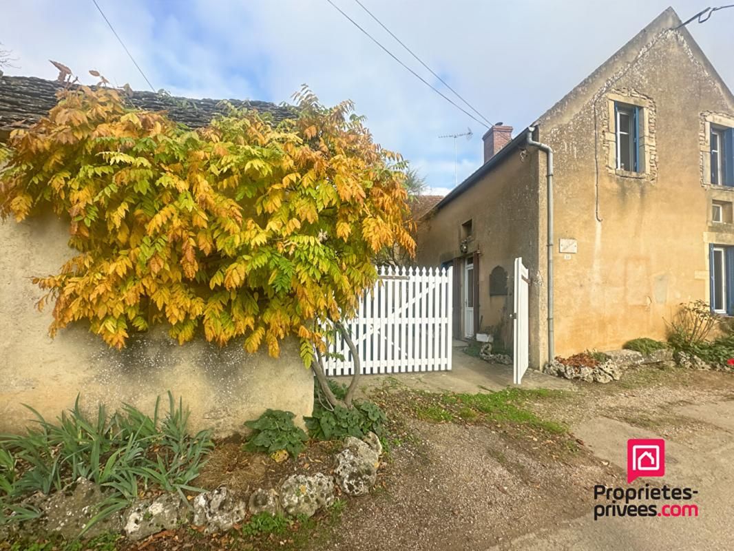 Charmante maison de village avec beaux éléments ancien sur la commune de Talcy