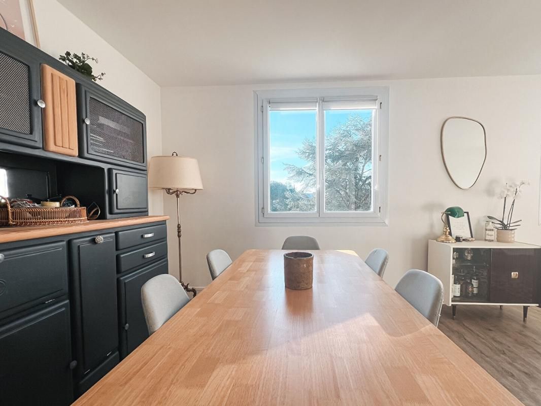 NANTES APPARTEMENT 3 PIÈCES AVEC PARKING ET CAVE - NANTES ZOLA PROCÉ 2