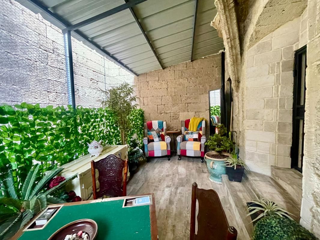 PéZENAS Maison de caractère à Pézenas - 350 000 2