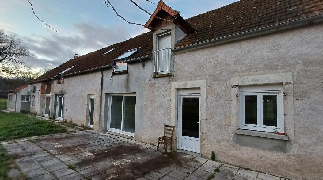 Maison Vicq Exemplet  36400 8 pièce(s) 320 m2