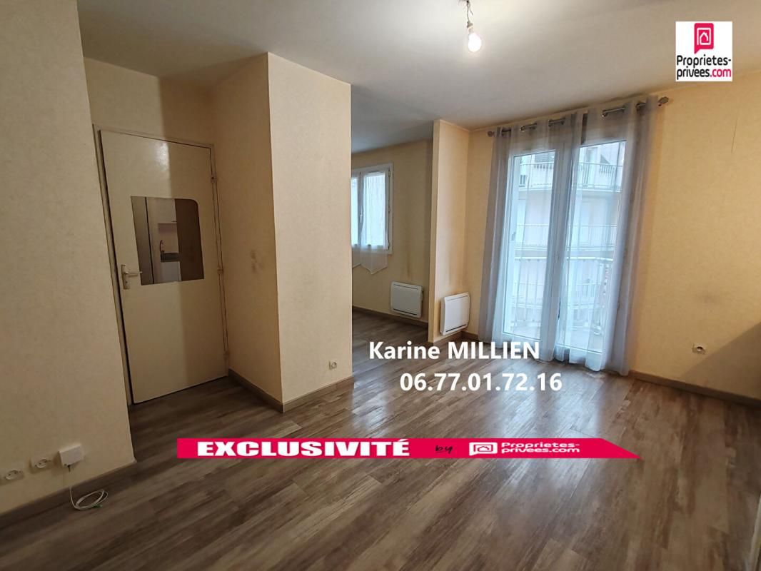 DREUX 28100 Appartement T1 avec balcon, cave/cellier et place de parking - 2ème étage avec ascenseur - 79500  HAI