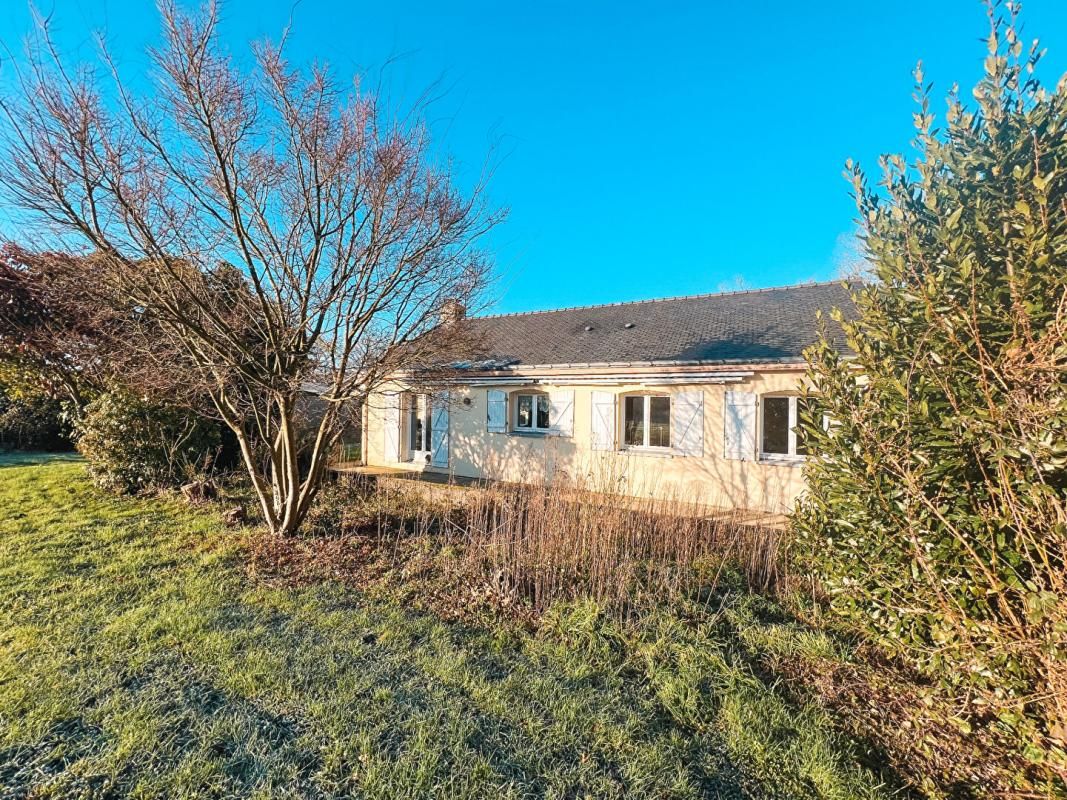 MAISON 3 CHAMBRES AVEC GARAGE ET JARDIN - COUËRON