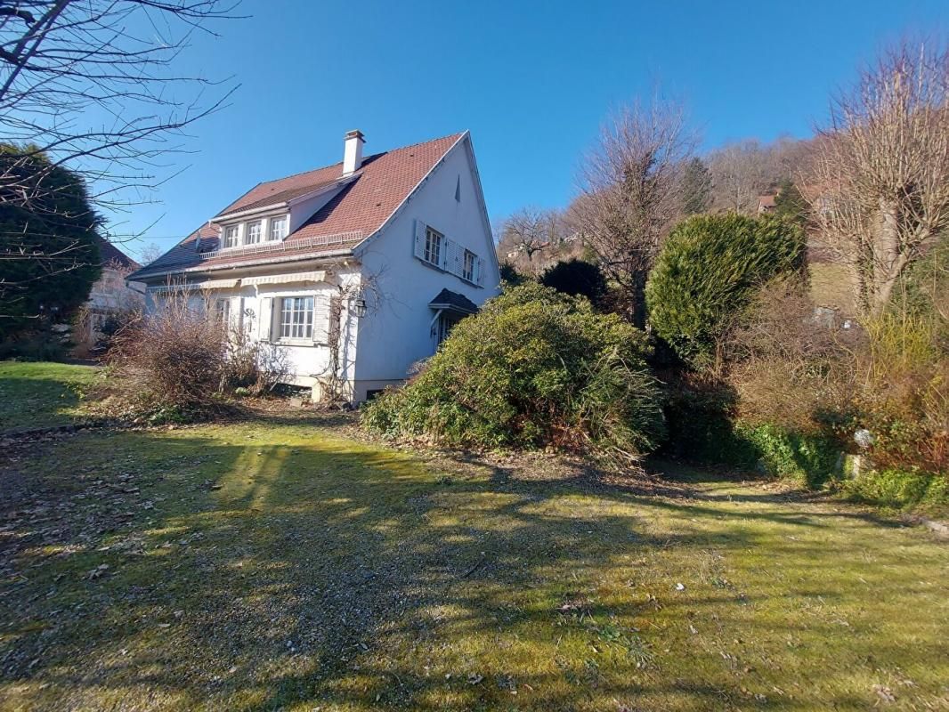 Maison de caractère, 150 m² avec terrain de 14 ares