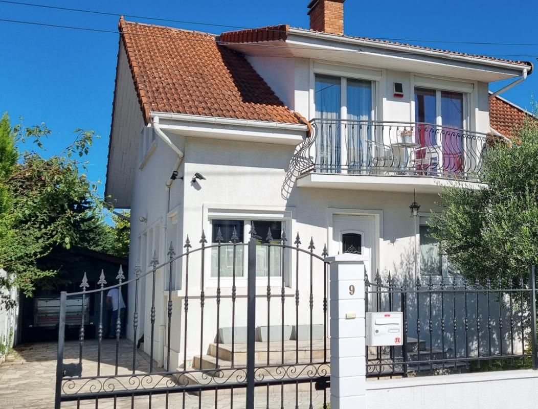 91700 - Maison 5 pièces 137 m² - avec chambre et sdb en Rdc