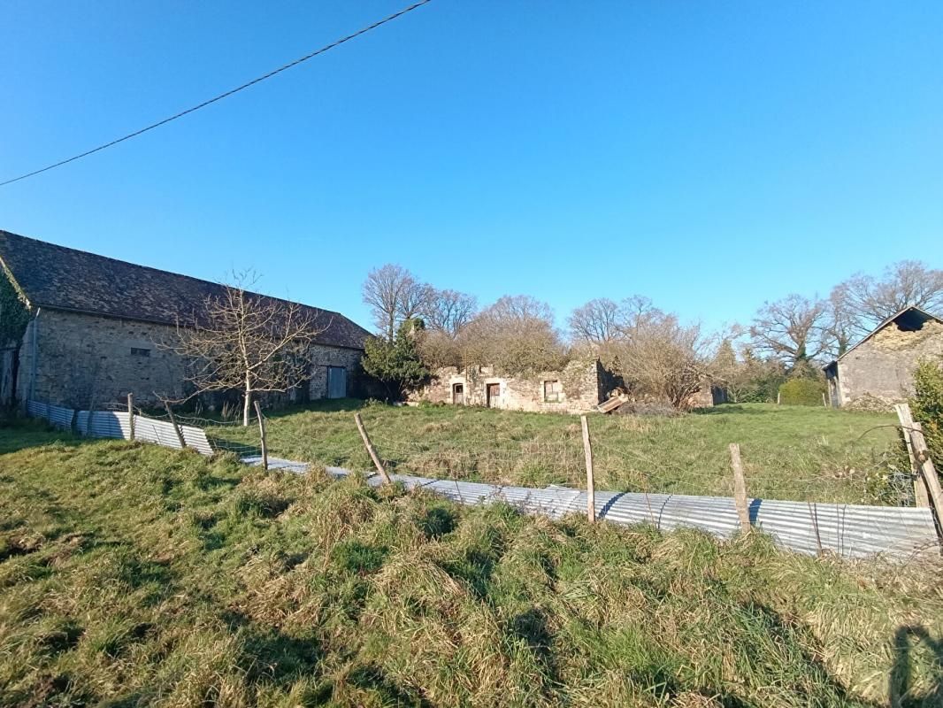 NOYAL-PONTIVY Ancien corps de ferme Noyal Pontivy 420 m2 2