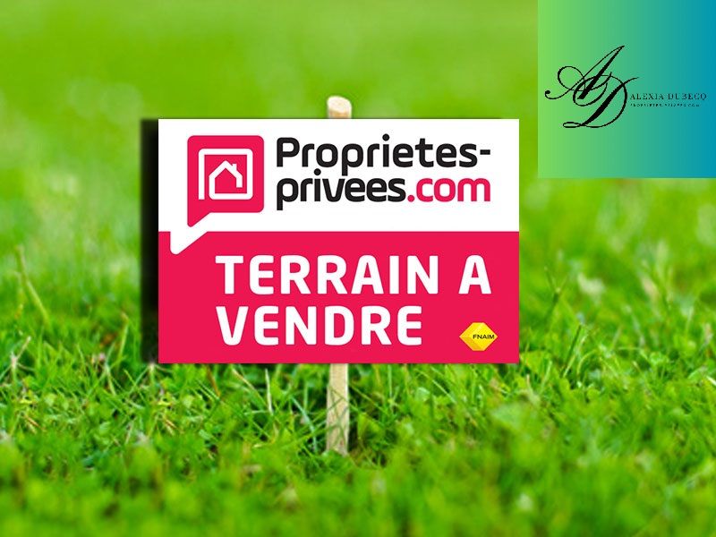 EXCLUSIVITE - Terrain constructible de 751 m²  Opportunité rare à Champs-sur-Marne !