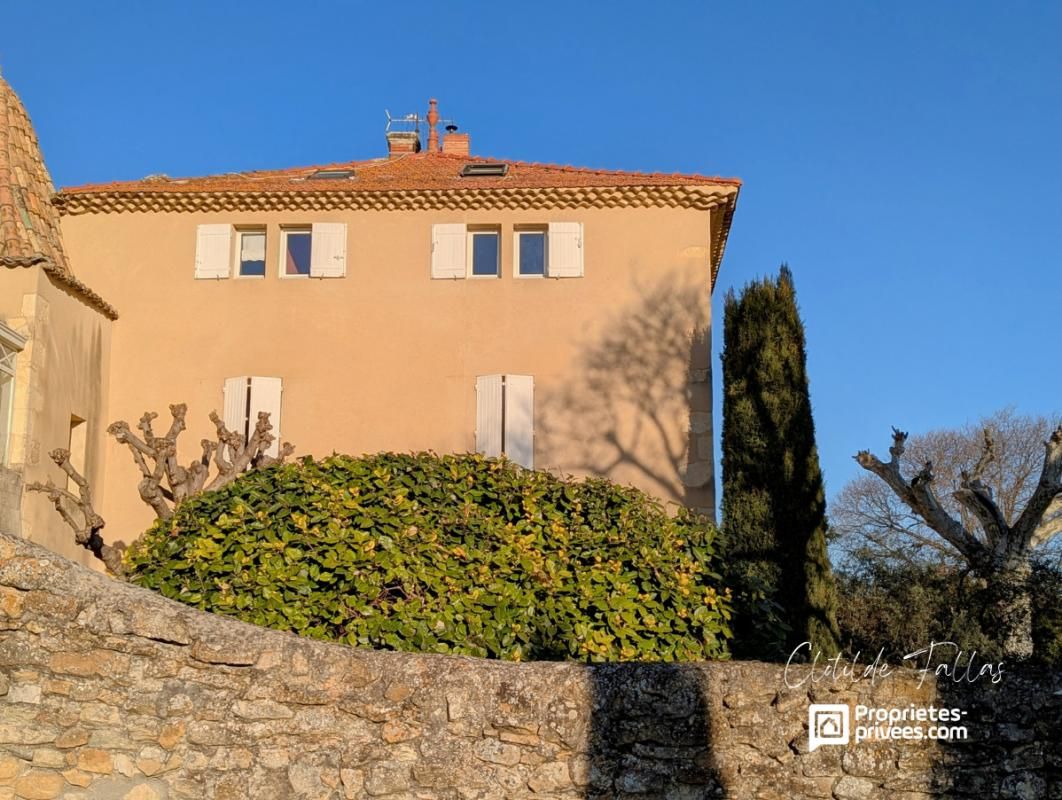 Appartement T2 dans un écrin de verdure en campagne à Orange