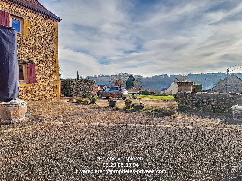 LE BUISSON-DE-CADOUIN Maison  151 m2 4