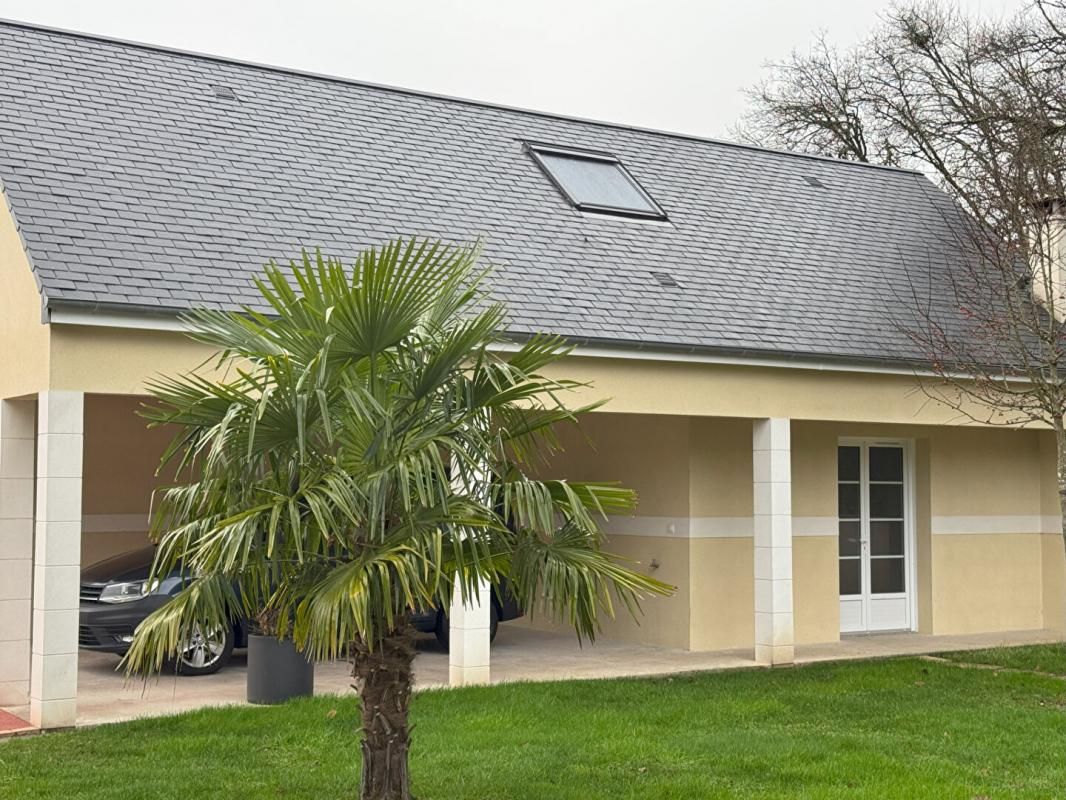 ARTANNES-SUR-INDRE EXCLUSIVITE A VENDRE 37260 ARTANNES SUR INDRE Maison 8 pièces 180 m2 jardin garage 2