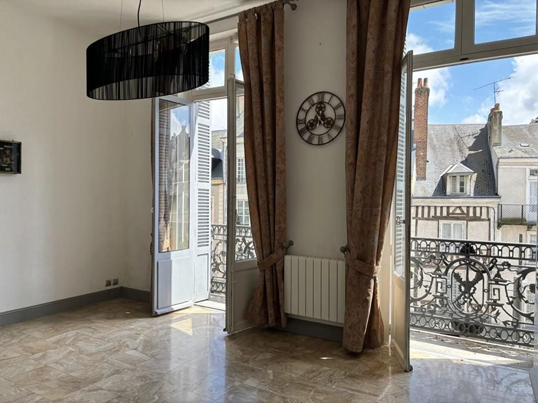 BLOIS Appartement Blois 2 pièce(s) 56.09 m2 2