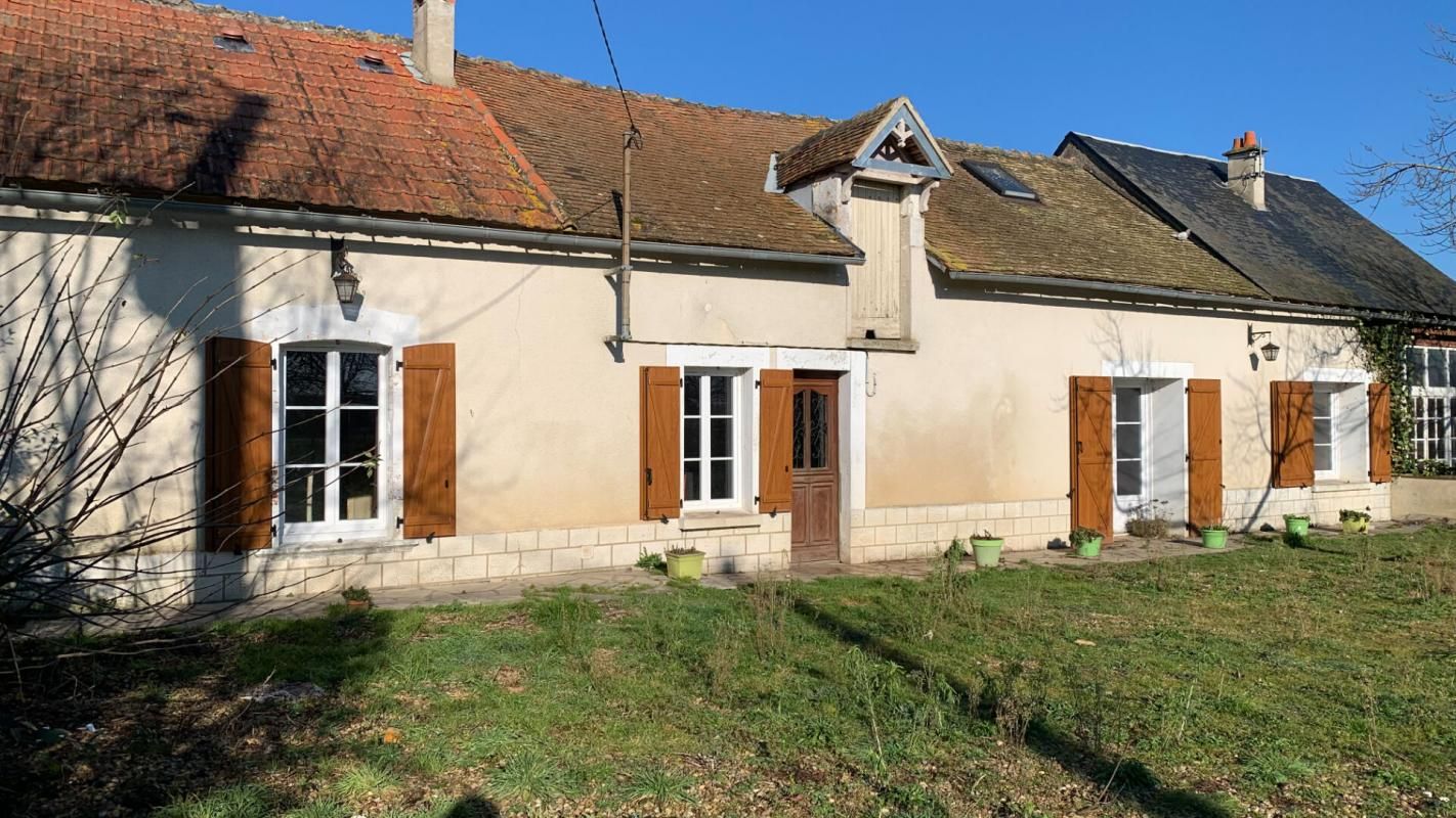 OYRE Oyre Maison de plain-pied en campagne, avec grand terrain et étang 1