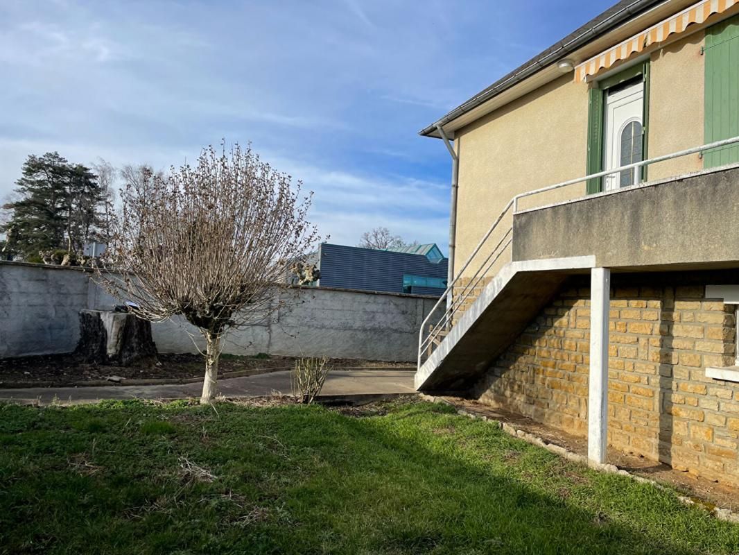 LA CHATRE Agréable Pavillon sur Sous-Sol  4 piéces La Châtre 2